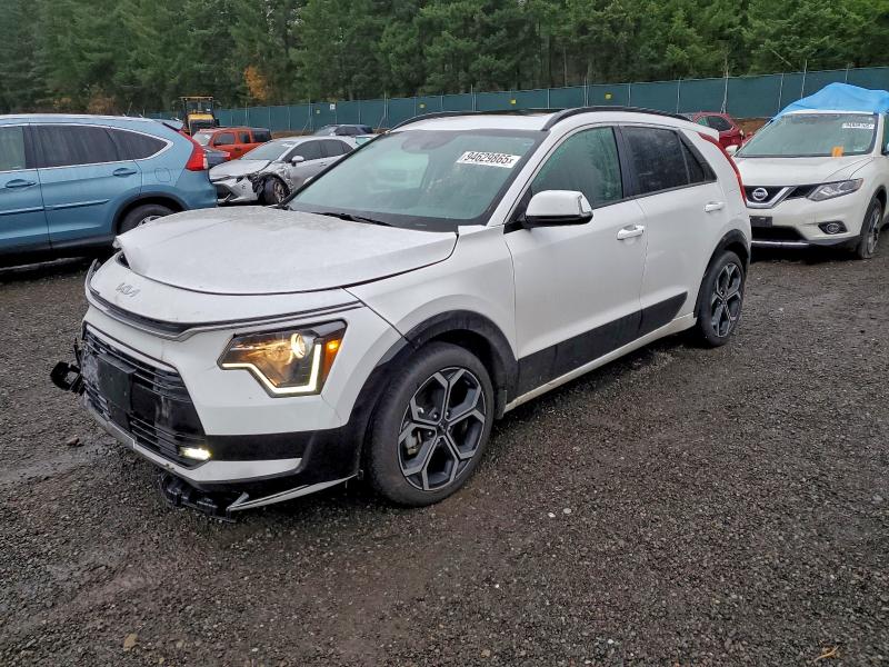 KIA NIRO EX 2023 with VIN KNDCR3LEXP5077385 - Photo from auction
