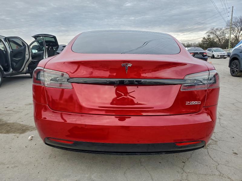 Photo 6 from auction – 2018 TESLA MODEL S with VIN 5YJSA1E40JF259792
