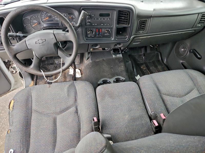 Photo 8 from auction – 2005 CHEVROLET SILVERADO with VIN 1GCEC19X55Z280388