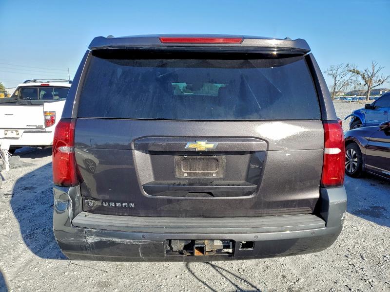 Photo 6 from auction – 2016 CHEVROLET SUBURBAN C with VIN 1GNSCHKC9GR389854