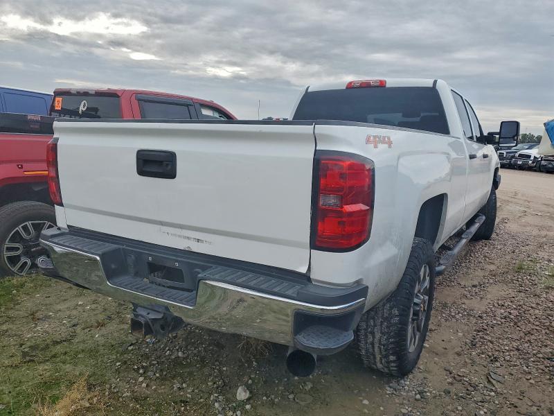 Photo 3 from auction – 2015 CHEVROLET SILVERADO with VIN 1GC1KUE81FF193026