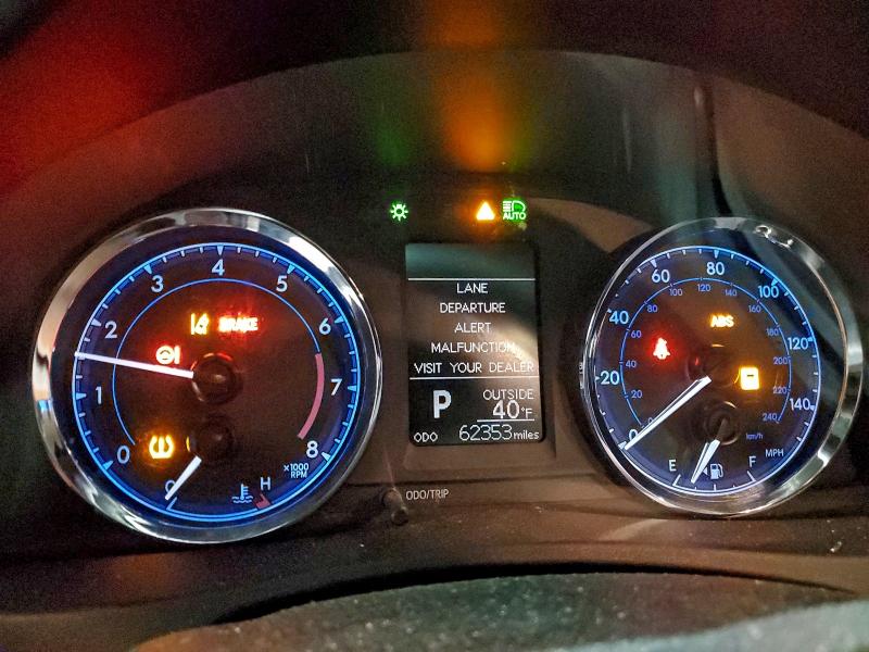 Photo 9 from auction – 2018 TOYOTA COROLLA L with VIN 2T1BURHE0JC990611