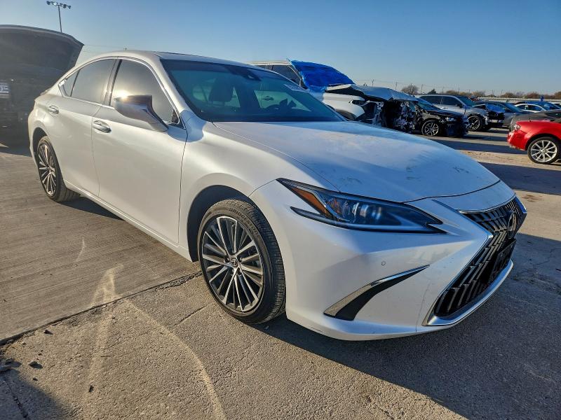 Photo 4 from auction – 2025 LEXUS ES 300H BA with VIN 58ADA1C11SU067196