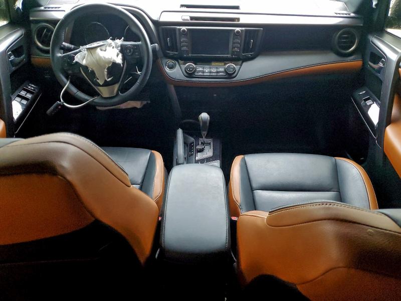 Photo 8 from auction – 2016 TOYOTA RAV4 SE with VIN JTMJFREV0GJ104164