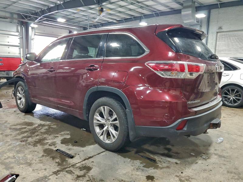 Photo 2 from auction – 2015 TOYOTA HIGHLANDER with VIN 5TDJKRFH3FS167328