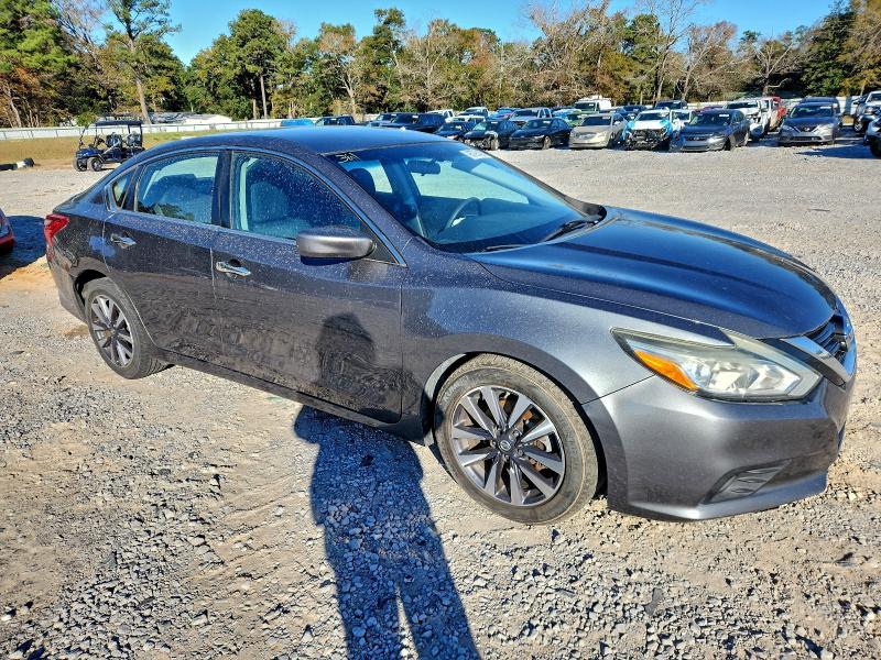 Photo 4 from auction – 2017 NISSAN ALTIMA with VIN 1N4AL3AP6HC192694