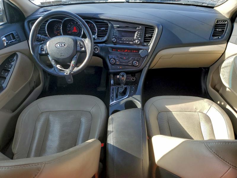 Photo 8 from auction – 2011 KIA OPTIMA with VIN KNAGN4A77B5113112