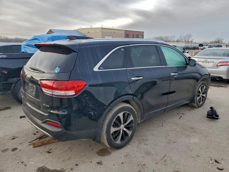 Photo 3 from auction – 2018 KIA SORENTO EX with VIN 5XYPH4A56JG346784