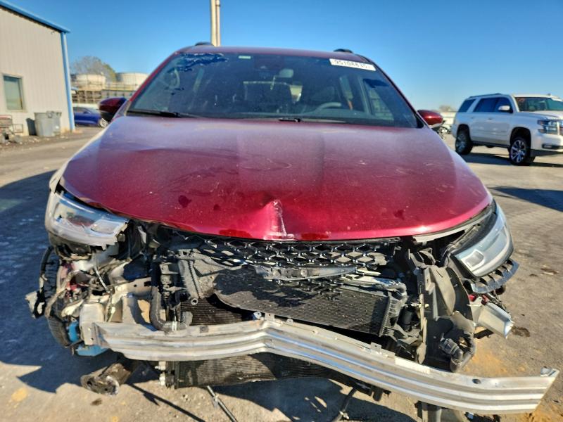 Photo 5 from auction – 2023 CHRYSLER PACIFICA H with VIN 2C4RC1L78PR527586