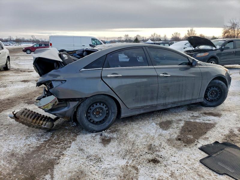 Photo 3 from auction – 2012 HYUNDAI SONATA SE with VIN 5NPEC4AC1CH486824