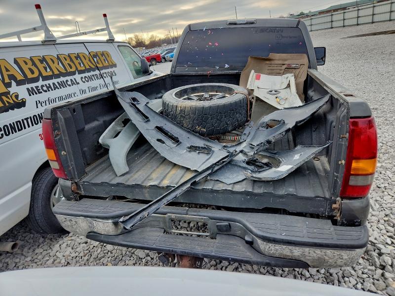 Photo 6 from auction – 2001 CHEVROLET SILVERADO with VIN 1GCHK23191F131181