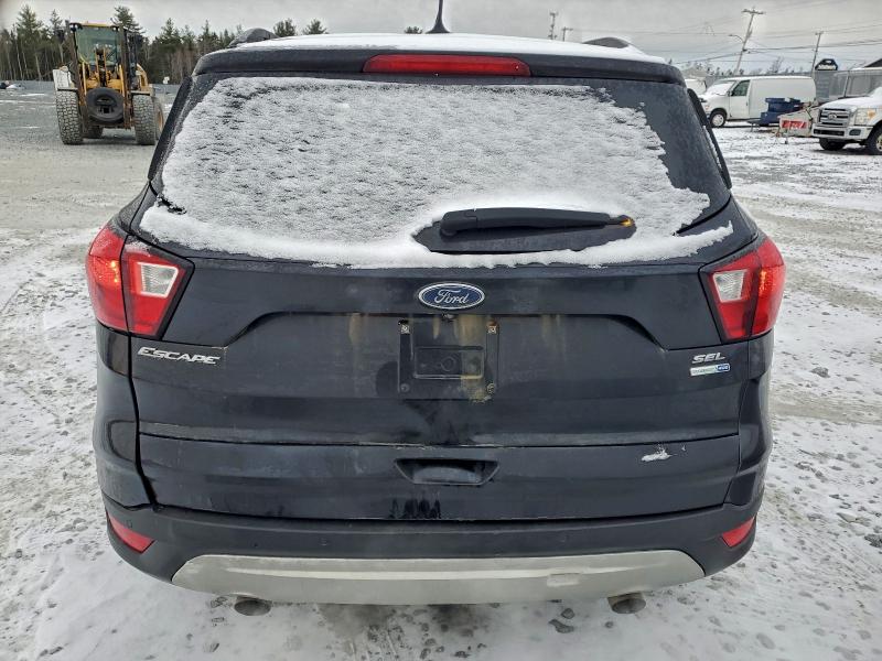 Photo 6 from auction – 2019 FORD ESCAPE SEL with VIN 1FMCU9HD1KUB71540