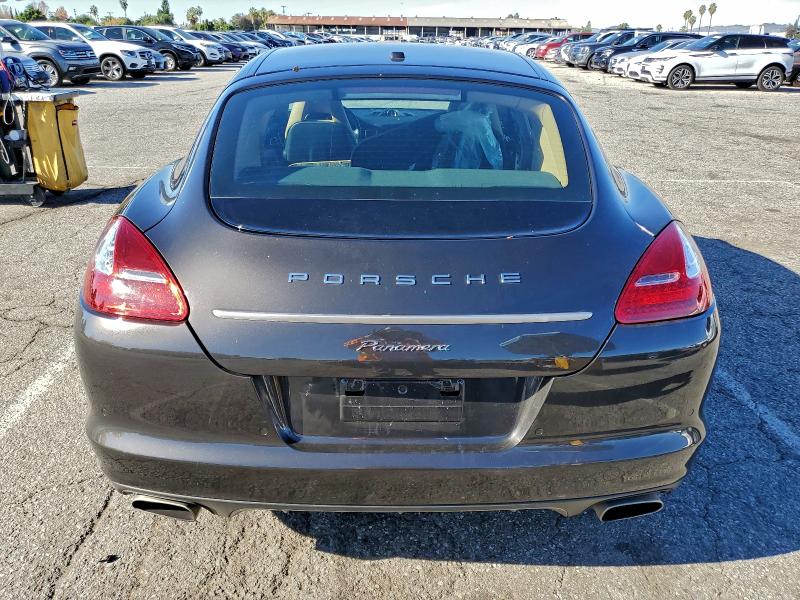 Photo 6 from auction – 2013 PORSCHE PANAMERA 2 with VIN WP0AA2A79DL018462