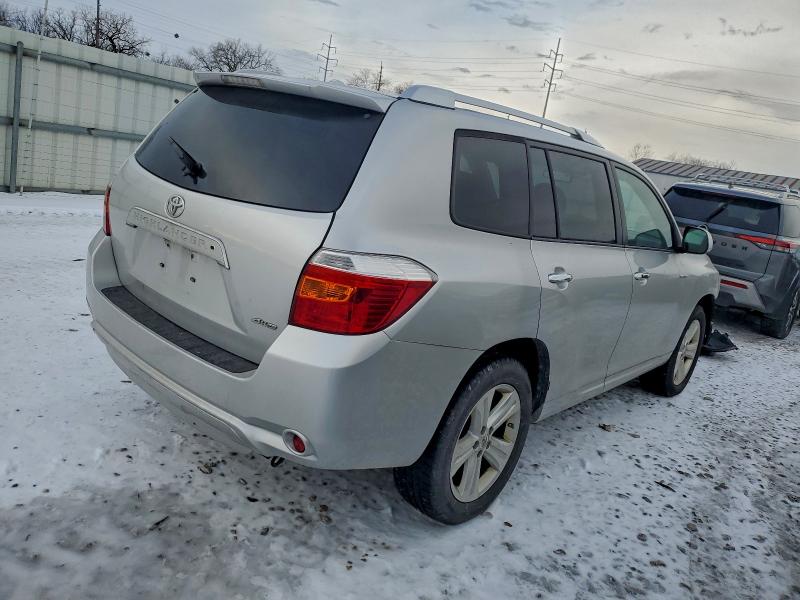 Photo 3 from auction – 2010 TOYOTA HIGHLANDER with VIN 5TDDK3EH3AS027770