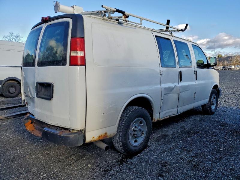 Photo 3 from auction – 2011 CHEVROLET EXPRESS G2 with VIN 1GCWGFCA6B1185293