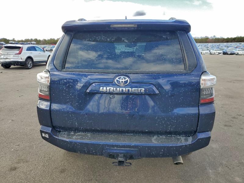 Photo 6 from auction – 2024 TOYOTA 4RUNNER SR with VIN JTEMU5JR2R6222612