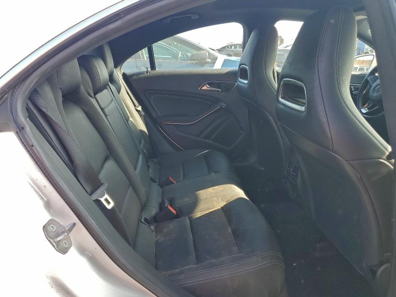 Photo 10 from auction – 2019 MERCEDES-BENZ CLA 250 with VIN WDDSJ4EB7KN758324