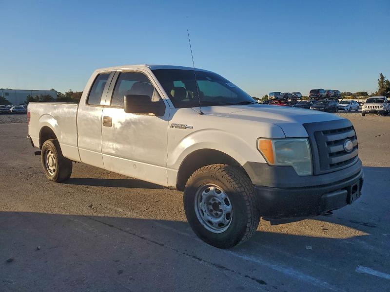 Photo 4 from auction – 2011 FORD F150 SUPER with VIN 1FTFX1EF3BFB24756