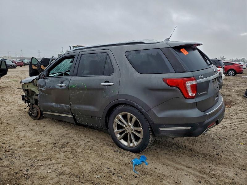 Photo 2 from auction – 2018 FORD EXPLORER L with VIN 1FM5K7F80JGA97436