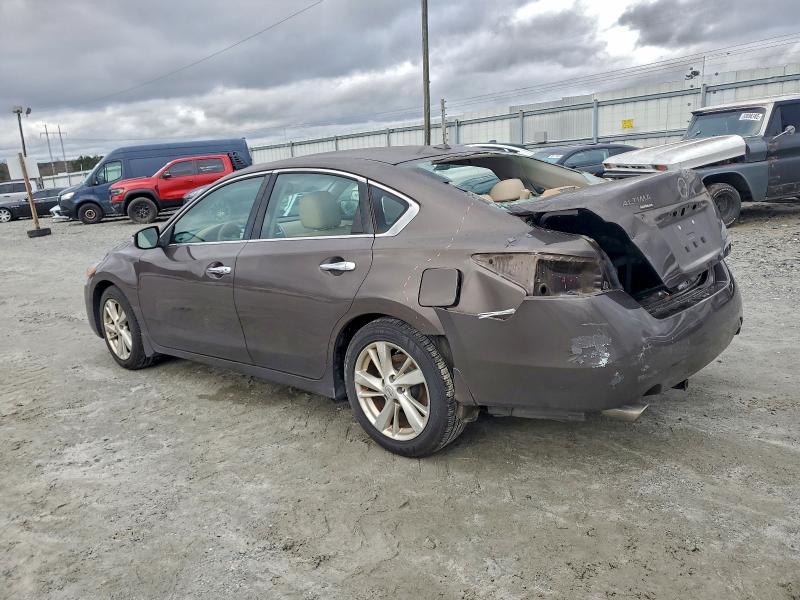 Photo 2 from auction – 2015 NISSAN ALTIMA 2.5 with VIN 1N4AL3AP3FC256025
