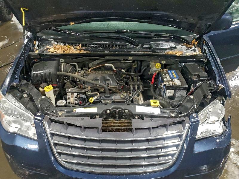 Photo 12 from auction – 2008 CHRYSLER TOWN & COU with VIN 2A8HR54P28R842944