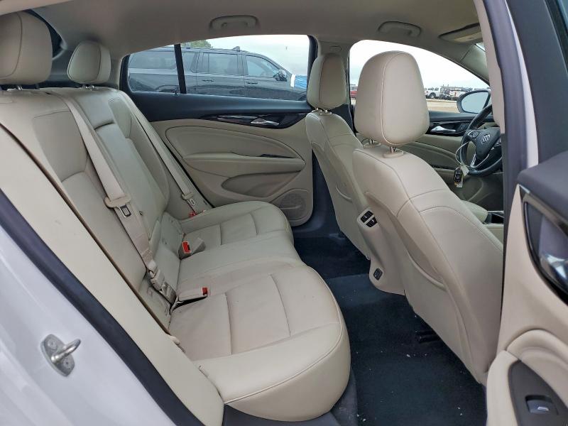 Photo 10 from auction – 2019 BUICK REGAL with VIN W04GP6SXXK1035286