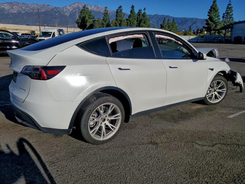 Photo 3 from auction – 2023 TESLA MODEL Y with VIN 7SAYGDEE3PA032060