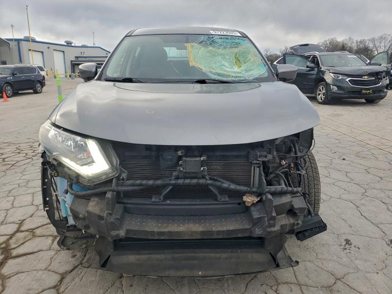 Photo 5 from auction – 2018 NISSAN ROGUE S with VIN 5N1AT2MT6JC754124