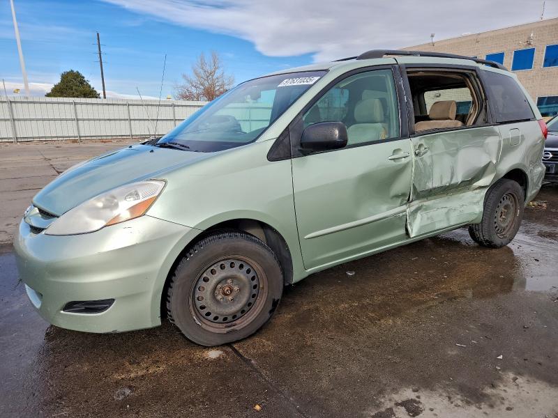 TOYOTA SIENNA LE 2008 with VIN 5TDBK23C38S013371 - Photo from auction