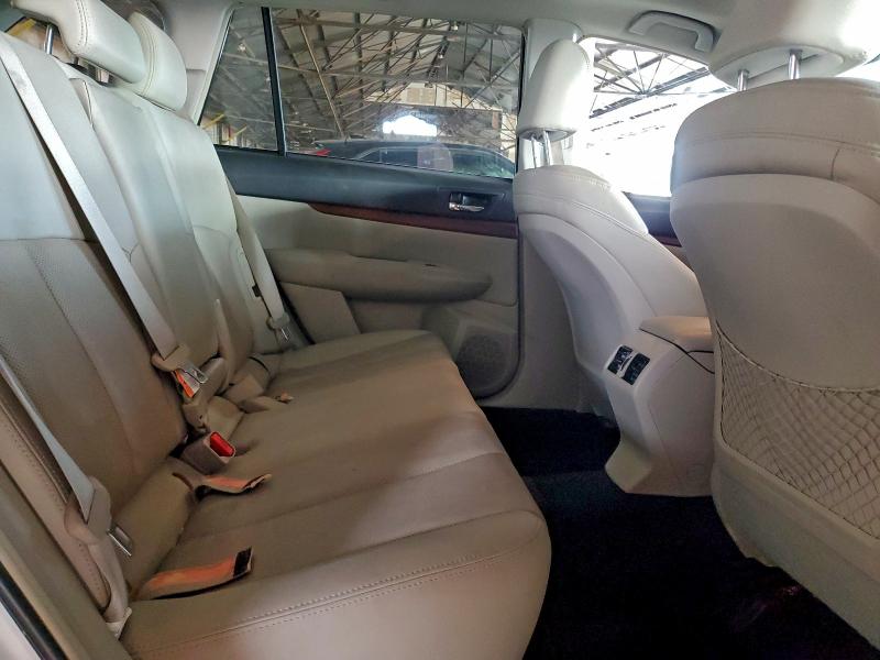 Photo 11 from auction – 2014 SUBARU OUTBACK 3. with VIN 4S4BRDLC6E2318837