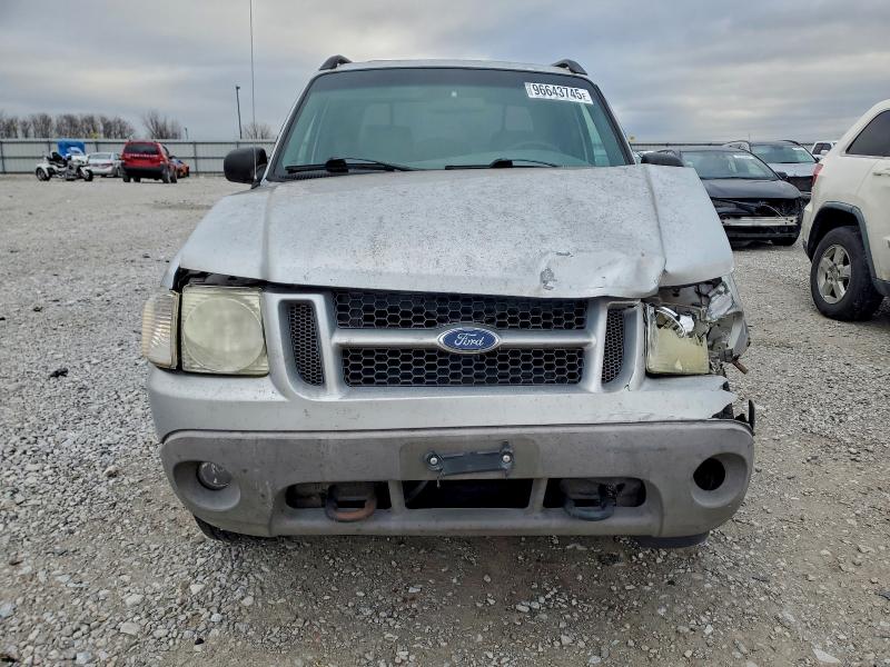 Photo 5 from auction – 2002 FORD EXPLORER S with VIN 1FMZU77EX2UB57516