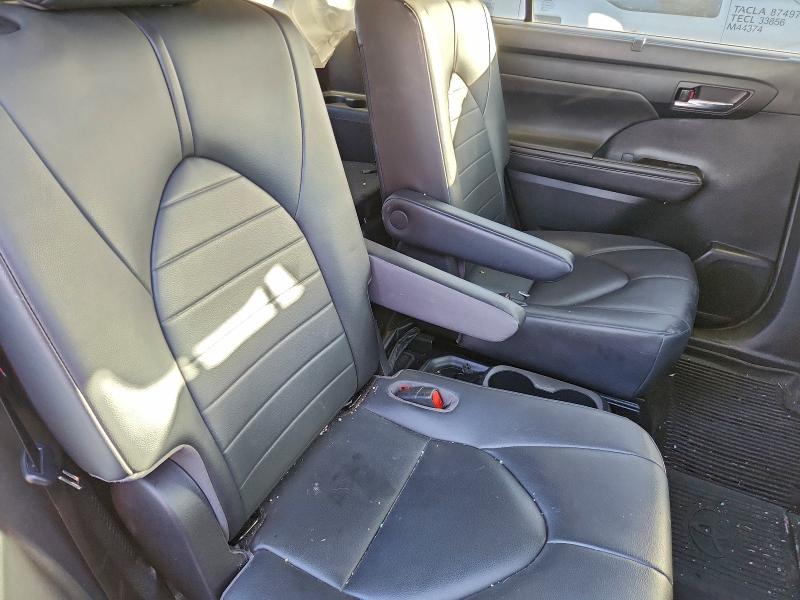 Photo 10 from auction – 2020 TOYOTA HIGHLANDER with VIN 5TDGZRAHXLS010596