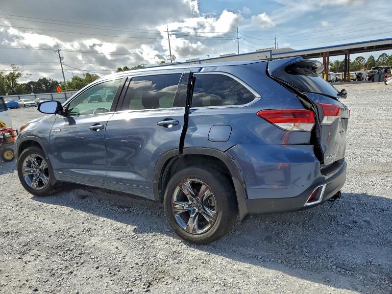 Photo 2 from auction – 2019 TOYOTA HIGHLANDER with VIN 5TDDGRFH4KS053413