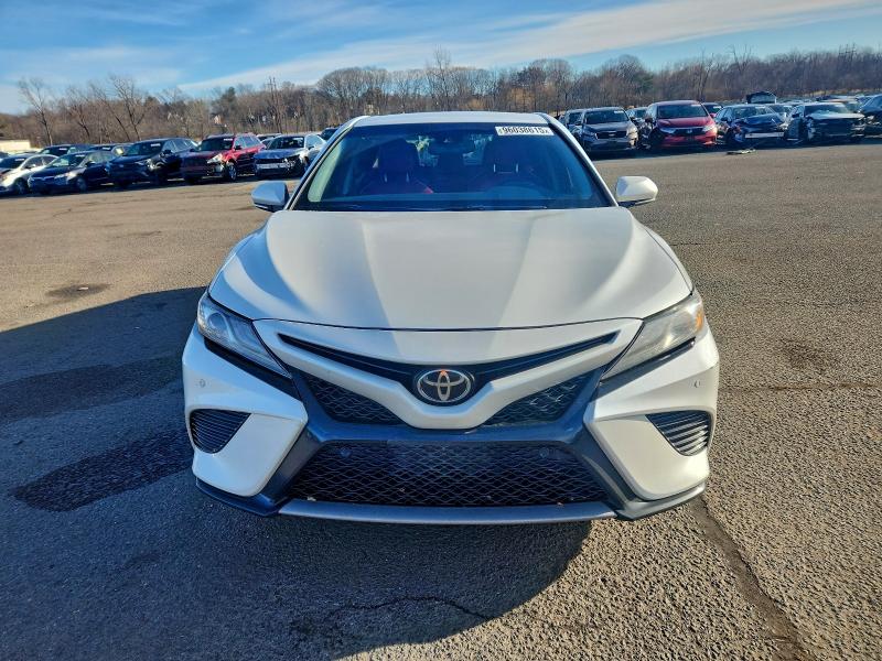 Photo 5 from auction – 2018 TOYOTA CAMRY XSE with VIN 4T1B61HK2JU128233