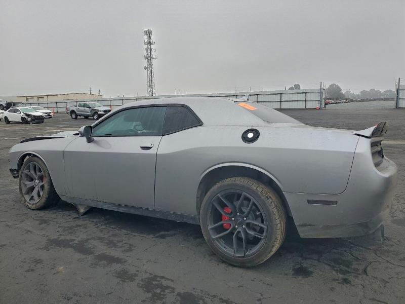 Photo 2 from auction – 2018 DODGE CHALLENGER with VIN 2C3CDZAG1JH259356