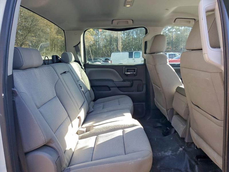 Photo 10 from auction – 2018 CHEVROLET SILVERADO with VIN 3GCPCNEH8JG356839
