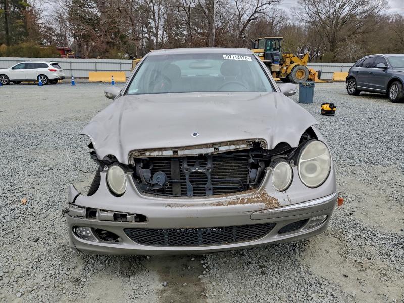 Фото 5 с аукциона – 2003 MERCEDES-BENZ E с VIN WDBUF65J33X100656