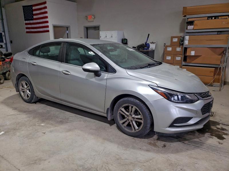 Photo 4 from auction – 2016 CHEVROLET CRUZE with VIN 1G1BE5SM8G7311418