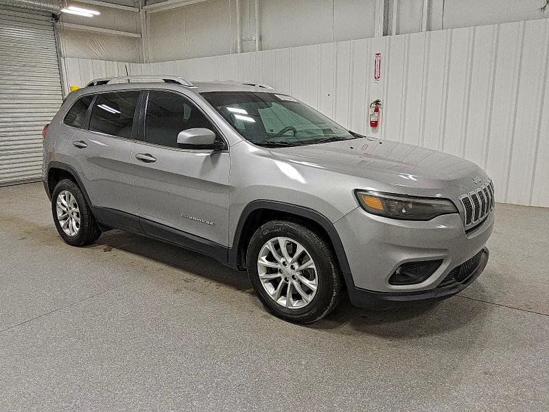 Photo 4 from auction – 2019 JEEP CHEROKEE L with VIN 1C4PJLCB6KD232687