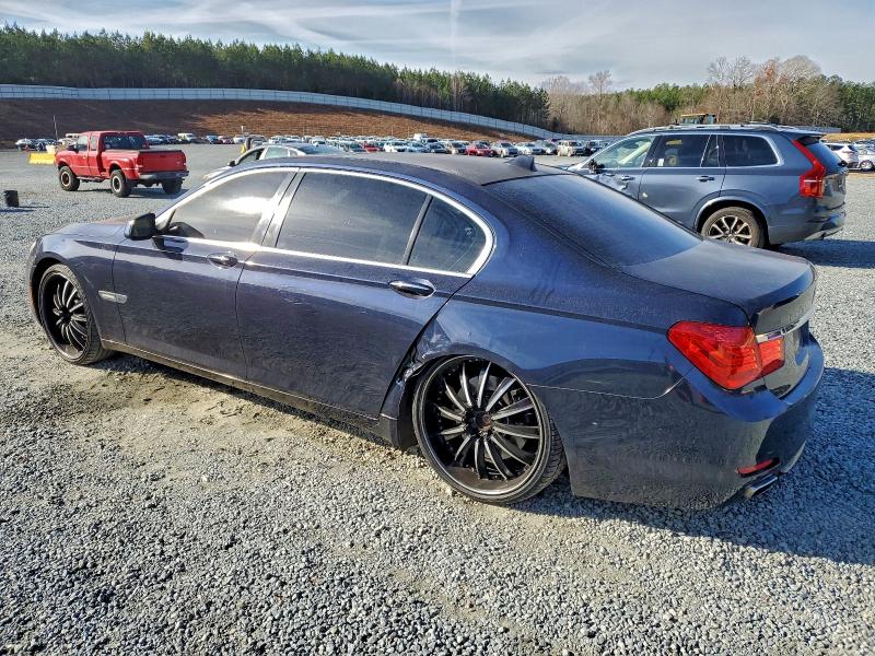 Photo 2 from auction – 2010 BMW 750 LI with VIN WBAKB8C53ACY64272