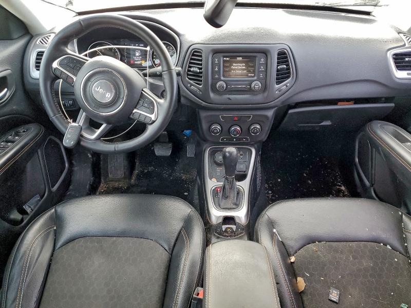 Фото 8 с аукциона – 2018 JEEP COMPASS LA с VIN 3C4NJDBB1JT349715