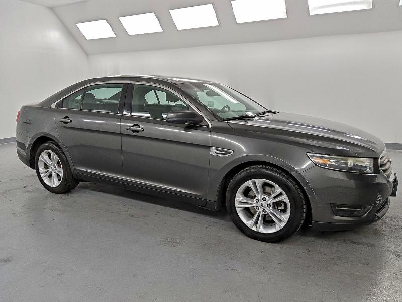 Photo 4 from auction – 2015 FORD TAURUS SEL with VIN 1FAHP2E83FG175244