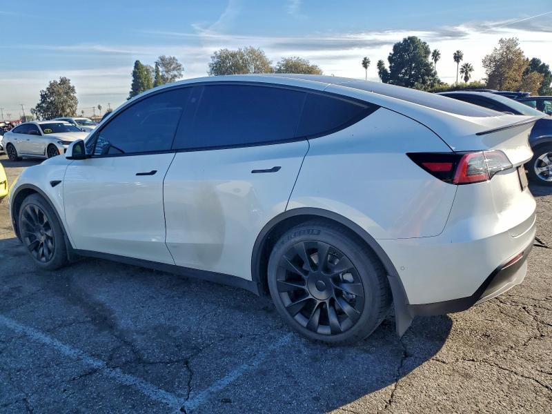 Photo 2 from auction – 2021 TESLA MODEL Y with VIN 5YJYGDEE1MF213279