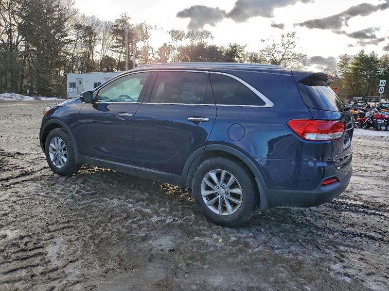 Photo 2 from auction – 2016 KIA SORENTO LX with VIN 5XYPG4A33GG041978