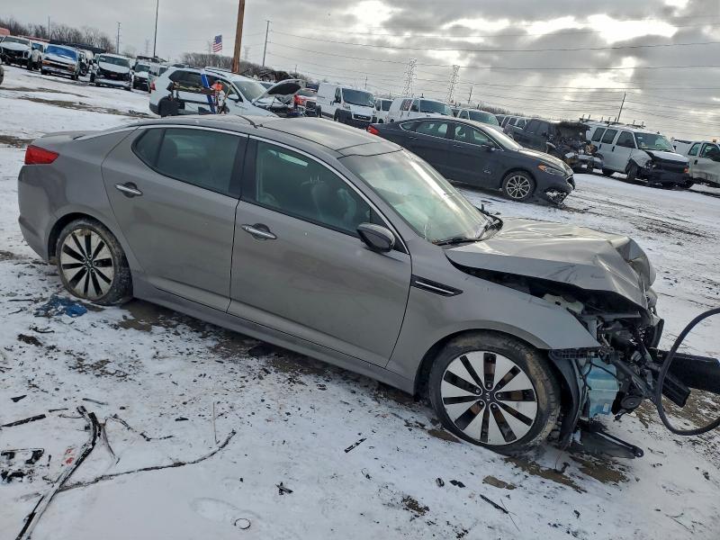 Photo 4 from auction – 2012 KIA OPTIMA SX with VIN 5XXGR4A65CG010847