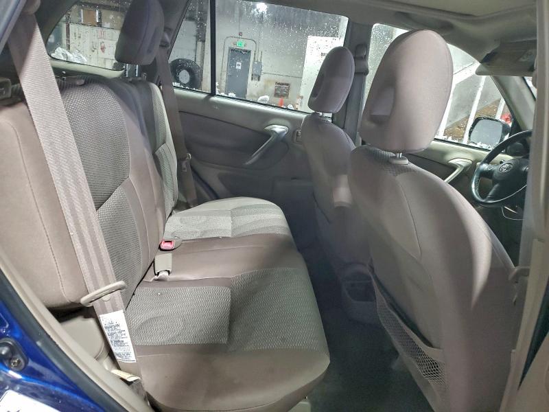 Photo 11 from auction – 2004 TOYOTA RAV4 with VIN JTEGD20V040007865