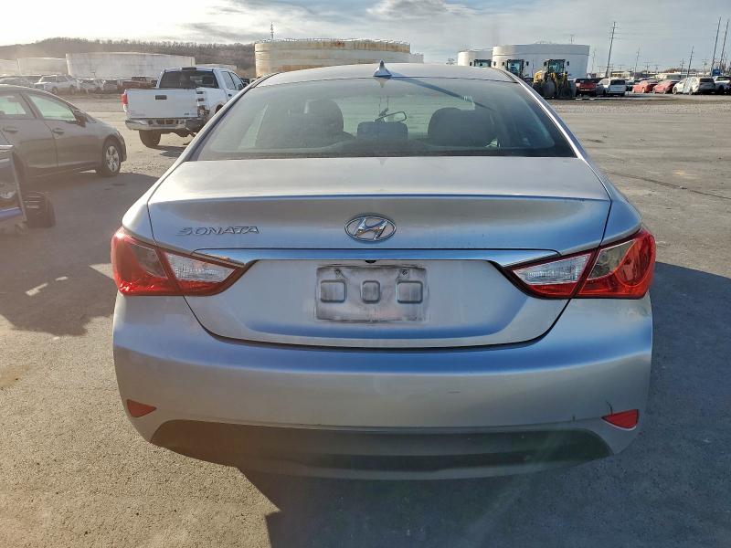 Photo 6 from auction – 2014 HYUNDAI SONATA with VIN 5NPEB4AC8EH893917