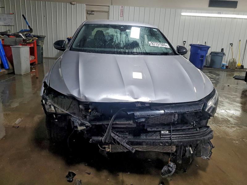 Photo 5 from auction – 2024 VOLKSWAGEN JETTA SPOR with VIN 3VWBM7BU0RM092692