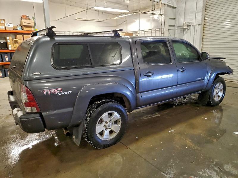 Photo 3 from auction – 2013 TOYOTA TACOMA DOU with VIN 5TFLU4EN5DX077599