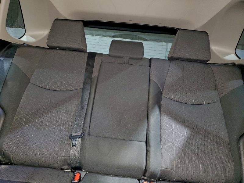 Photo 10 from auction – 2019 TOYOTA RAV4 XLE with VIN JTMP1RFV9KD005065